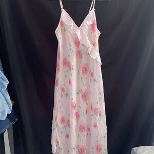 Halston Heritage Pink Floral Romantic long nightgown soft Ruffle accent Size XL